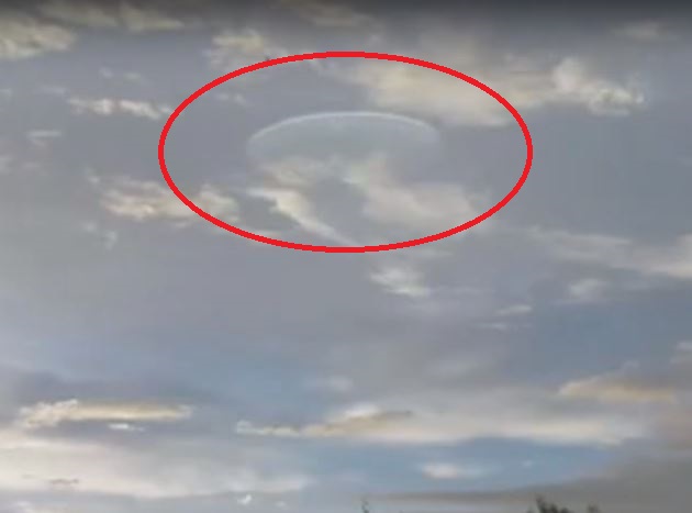 UFO980.JPG